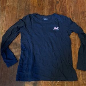 vineyard vines t shirt